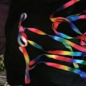 Non slip leg ribbons